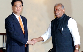 Thủ tướng Nguyễn Tấn Dũng gặp Thủ hiến bang Bihar (Ấn Độ)