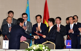 VN chào đón các đối tác Kazakhstan tham gia dự án dầu khí