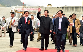 Thủ tướng dự lễ mừng Tổ máy số 1 Thủy điện Lai Châu phát điện
