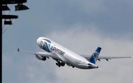 Thông tin mới về vụ máy bay Ai Cập mất tích