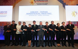 ASEAN và 10 nước đối tác thông qua nhiều định hướng hợp tác lớn