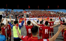 ĐT Việt Nam lần đầu giành vé dự chung kết Asian Cup