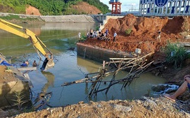 Vụ sập cầu ở Tuyên Quang: Đã xác định được danh tính nạn nhân