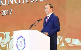 Chủ tịch nước dự, phát biểu khai mạc CEO Summit