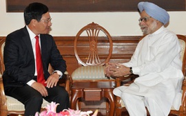 Thủ tướng Ấn Độ tiếp Bộ trưởng Bộ Ngoại giao Phạm Bình Minh