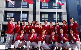 Quốc kỳ Việt Nam tung bay tại SEA Games 30