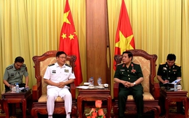Đại tướng Phùng Quang Thanh tiếp Đoàn đại biểu Quốc phòng Trung Quốc