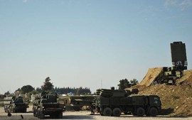 Dàn vũ khí siêu mạnh của Nga tại Syria