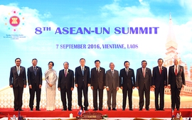 Thủ tướng dự Hội nghị cấp cao ASEAN với các đối tác