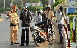 Phạt xe không chính chủ - Người phát ngôn Chính phủ nói gì?