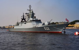 Hải quân Nga thử nghiệm chiến hạm ‘Bất khả chiến bại’