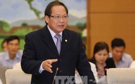 Bộ trưởng Trương Minh Tuấn trả lời chất vấn