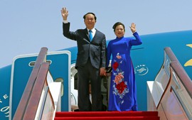 Chủ tịch nước Trần Đại Quang và Phu nhân lên đường đi thăm Ấn Độ