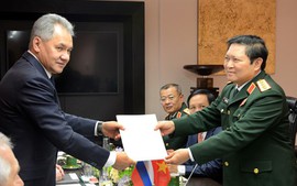 Việt - Nga ký Kế hoạch hợp tác quốc phòng