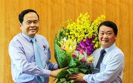 Đồng chí Hầu A Lềnh giữ chức Bí thư Đảng ủy cơ quan Trung ương MTTQ Việt Nam