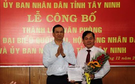Ông Trương Văn Hùng phụ trách Văn phòng Đoàn ĐBQH, HĐND, UBND tỉnh Tây Ninh