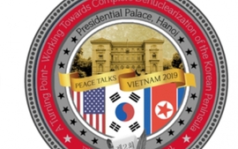 Nhà trắng in hình Phủ Chủ tịch trên đồng xu kỷ niệm Thượng đỉnh Mỹ-Triều