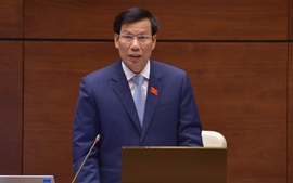 Quốc hội chất vấn Bộ trưởng Bộ VHTTDL Nguyễn Ngọc Thiện