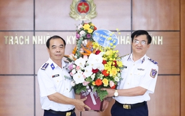 Công bố quyết định bổ nhiệm Phó Tư lệnh Cảnh sát biển