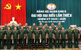 21 đồng chí được bầu vào Ban Chấp hành Đảng bộ Quân khu 9 khóa mới