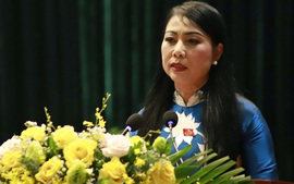 Phê chuẩn nữ Bí thư Tỉnh ủy giữ chức Chủ tịch HĐND tỉnh