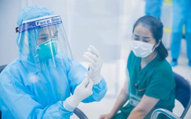 Tuần này 3 triệu liều vaccine Moderna về Việt Nam; Pfizer đồng ý tăng số lượng cung cấp