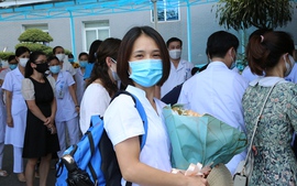 Hàng trăm thầy thuốc ‘Nam tiến’, nhiều Bệnh viện tư chuyển đổi công năng điều trị bệnh nhân COVID-19 