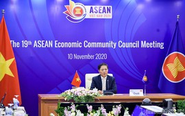 Kinh tế các nước ASEAN gắn kết và chủ động thích ứng