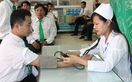 Lệ phí khám sức khỏe lái xe tối đa là 100.000 đồng
