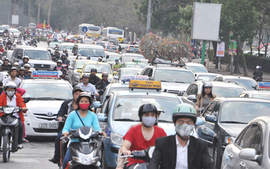 Yêu cầu thực hiện nghiêm lộ trình áp dụng tiêu chuẩn khí thải xe