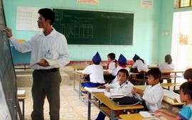 Giáo viên tiểu học dạy lớp ghép được hưởng phụ cấp