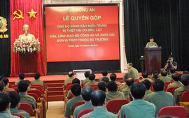 Bộ Công an quyên góp ủng hộ đồng bào miền Trung