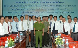 Thứ trưởng Lê Thế Tiệm tiếp đoàn đại biểu phong trào toàn dân bảo vệ ANTQ TP Đà Nẵng