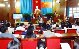 Khai mạc Kỳ họp thứ 2 HĐND tỉnh Kon Tum khóa X, nhiệm kỳ 2011-2016