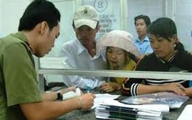 Rút ngắn thời gian cấp Giấy miễn thị thực cho người Việt Nam định cư ở nước ngoài