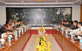 Bộ trưởng Vương Đình Huệ làm việc với Giám đốc Quốc gia Ngân hàng Thế giới (WB) tại Việt Nam
