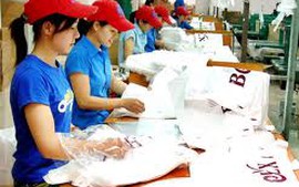 Gỡ vướng cho các doanh nghiệp sản xuất túi nilon