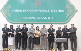 Việt Nam dự hội nghị tham vấn ASEAN-Trung Quốc về COC