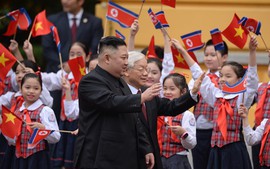 Photos: Top Vietnamese leader hosts welcome ceremony for DPRK leader Kim Jong un