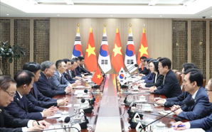 General Secretary To Lam holds summit meeting with South Korean President Lee Jae Myung