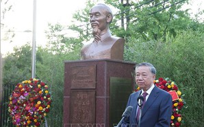 President Ho Chi Minh statue inaugurated at Vietnamese Embassy in South Korea