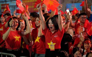 Gov't presents cash gift to Vietnamese people on National Day