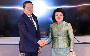 Top Vietnamese legislator meets with foreign leaders in Kuala Lumpur