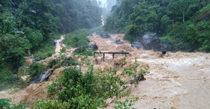 Lào Cai yêu cầu tạm ngừng tổ chức các tour, tuyến du lịch đến những khu vực chịu ảnh hưởng của bão