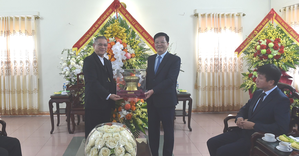 Phó Thủ tướng Mai Văn Chính thăm, chúc mừng Giáng sinh tại Ninh Bình
