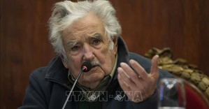 Điện chia buồn nguyên Tổng thống Cộng hòa Đông Uruguay qua đời