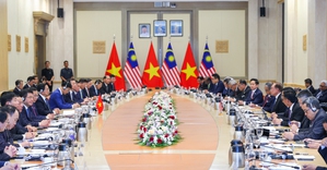 Thủ tướng Phạm Minh Chính hội đàm với Thủ tướng Malaysia
