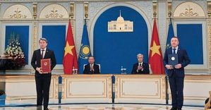 Việt Nam và Kazakhstan tăng cường hợp tác về pháp luật