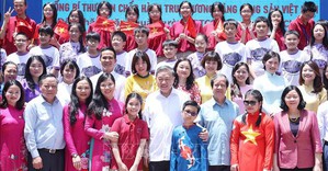 Tổng Bí thư Tô Lâm thăm hai trường học chuyên biệt tại Hà Nội