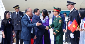 Thủ tướng Phạm Minh Chính tới Nice, bắt đầu chuyến công tác tại Cộng hoà Pháp